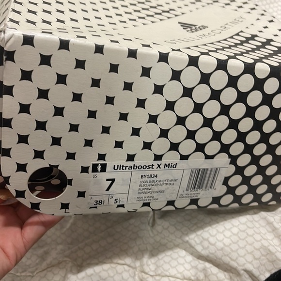 STELLA MC CARTNEY ULTRA BOOST SNEAKERS - Picture 5 of 5